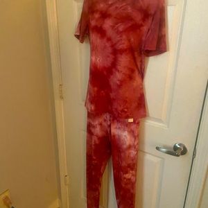 Women’s soft polyester spandex tie dye top and leggings